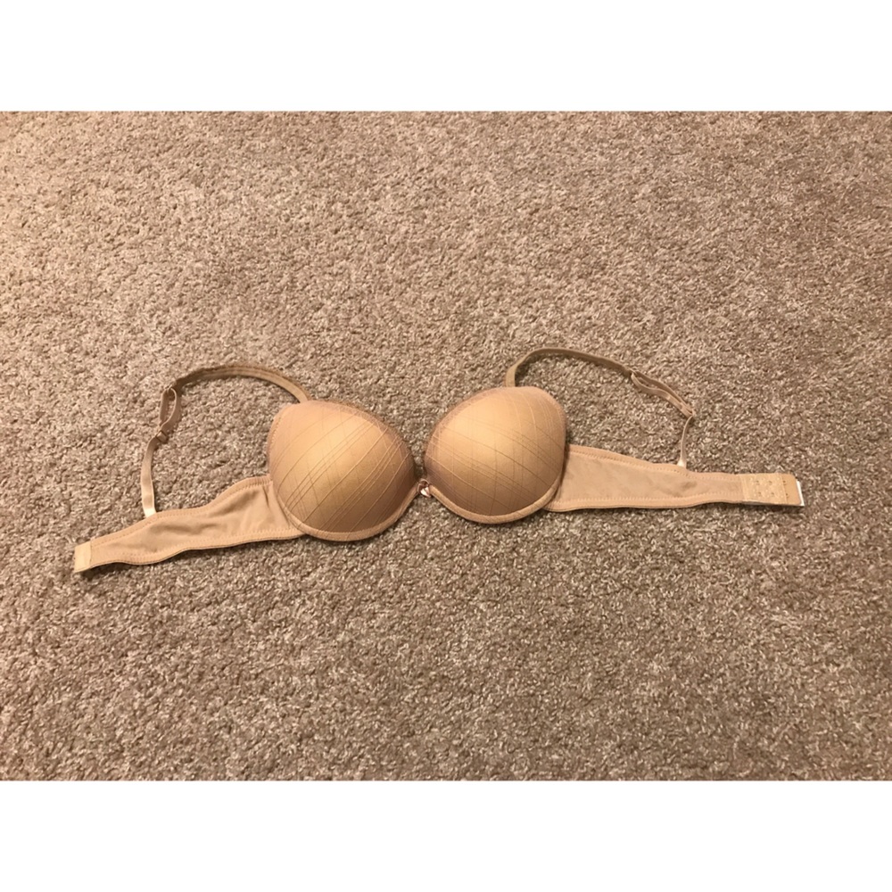 Nude color push-up bra with cute design size 34B